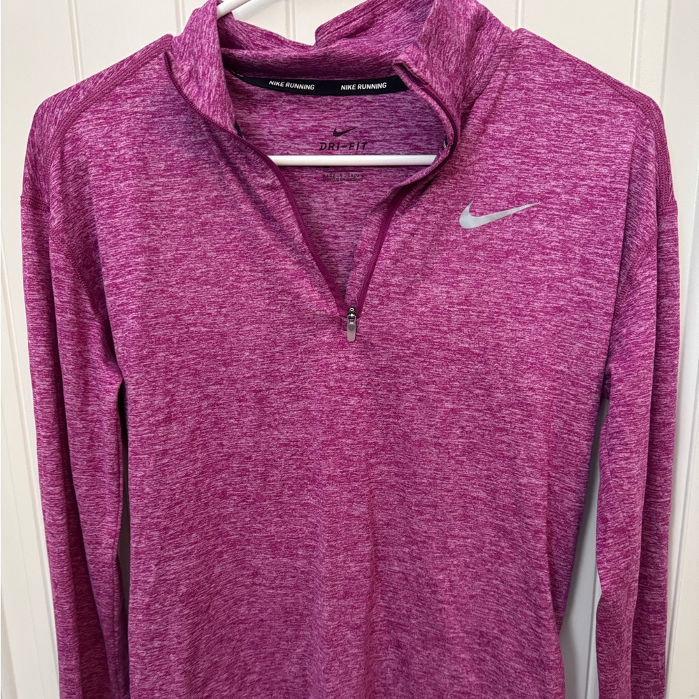 Nike Women's Pink Long Sleeve Top running dri fit size XS - Picture 2 of 4